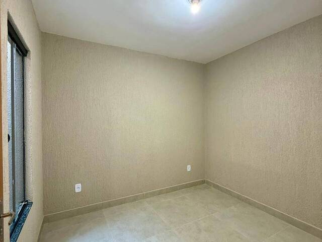 Casa para Venda em Aparecida de Goiânia - 5