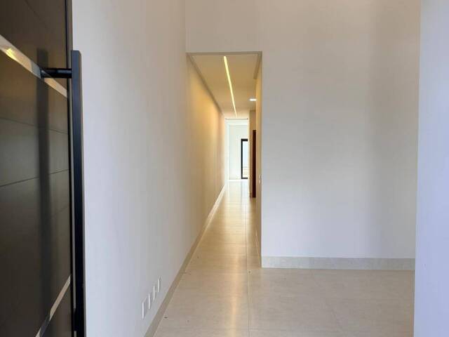 Casa para Venda em Aparecida de Goiânia - 4