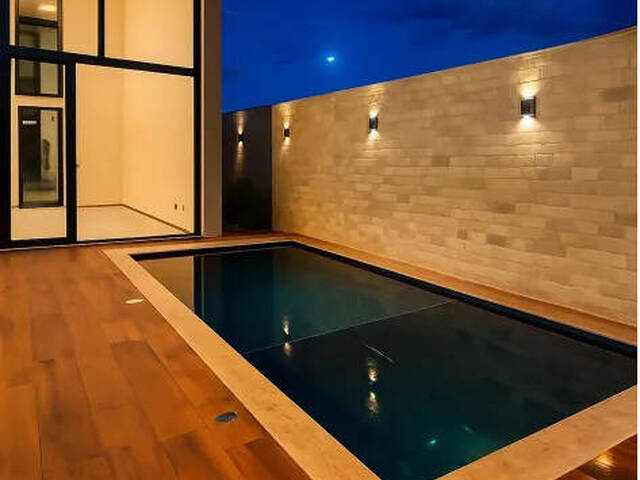 Casa para Venda em Senador Canedo - 2