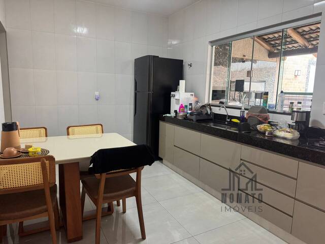 Casa para Venda em Aparecida de Goiânia - 3