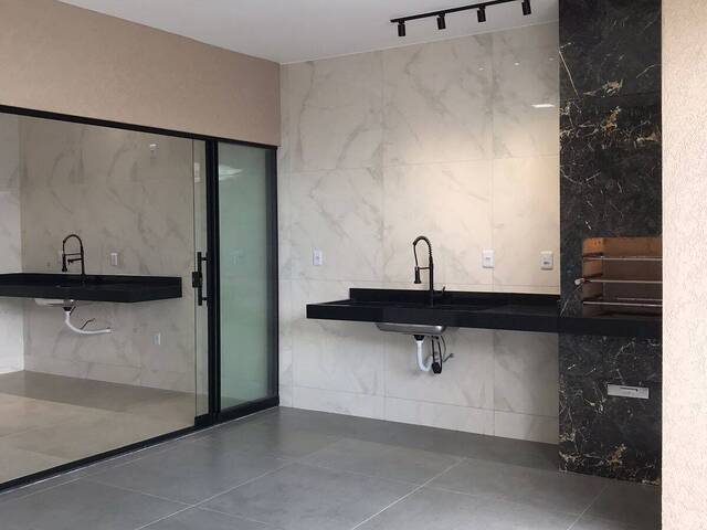 Casa para Venda em Goiânia - 4