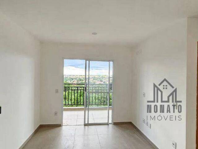 Apartamento para Venda em Aparecida de Goiânia - 2
