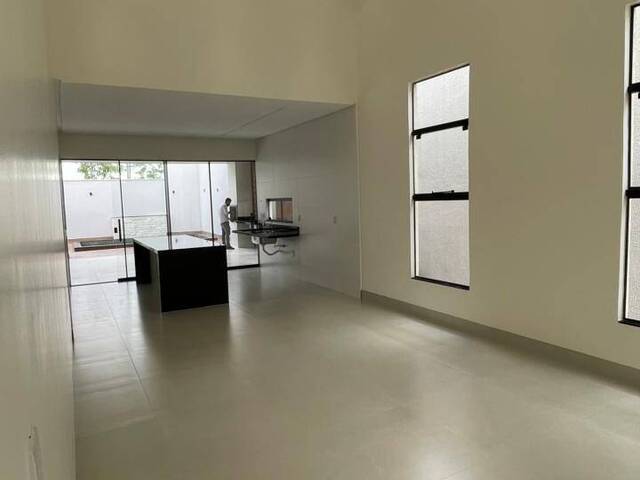 Casa para Venda em Aparecida de Goiânia - 5
