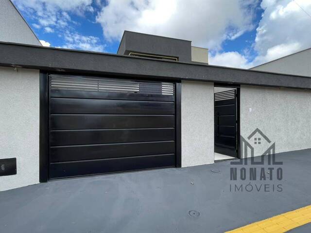 #2966 - Casa para Venda em Aparecida de Goiânia - GO