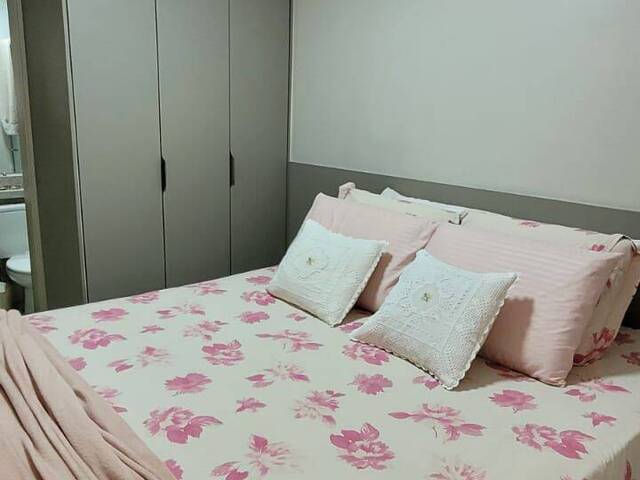 Apartamento para Venda em Aparecida de Goiânia - 4