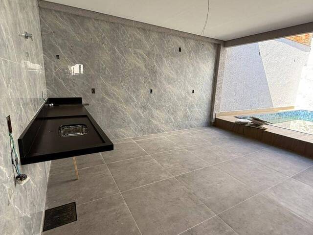 Casa para Venda em Goiânia - 5
