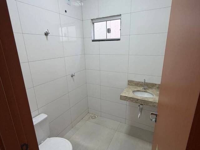 Casa para Venda em Goiânia - 5