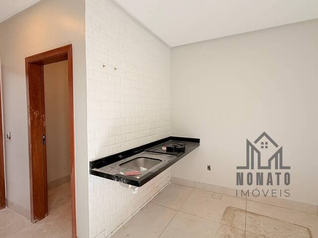 Casa para Venda em Goiânia - 3