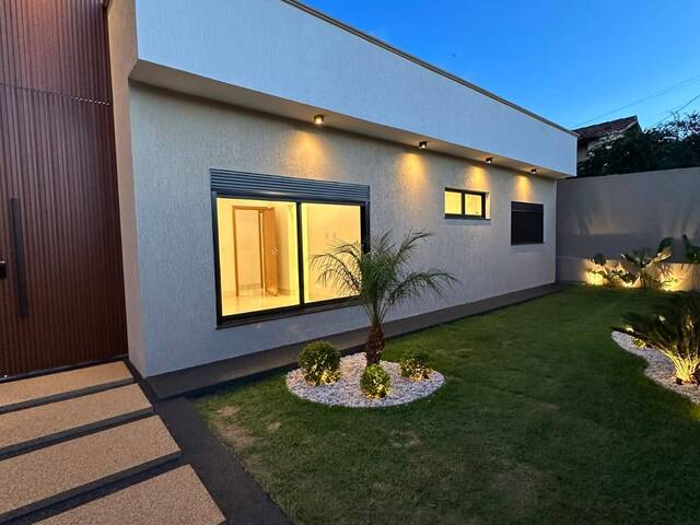 Casa para Venda em Goiânia - 2