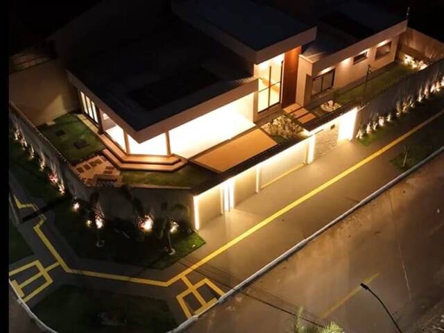 Casa para Venda em Goiânia - 3