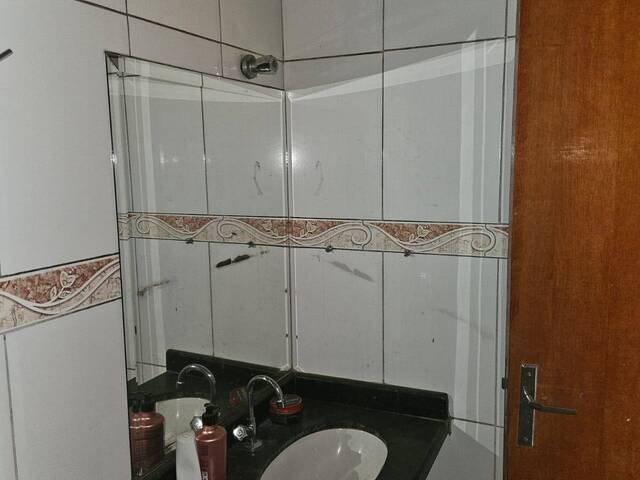 Casa para Venda em Goiânia - 5