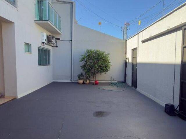 Casa para Venda em Goiânia - 3