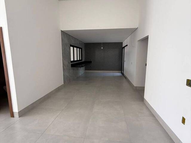 Casa para Venda em Goiânia - 4