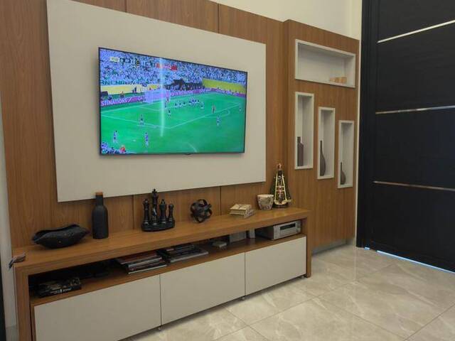 Casa para Venda em Goiânia - 3