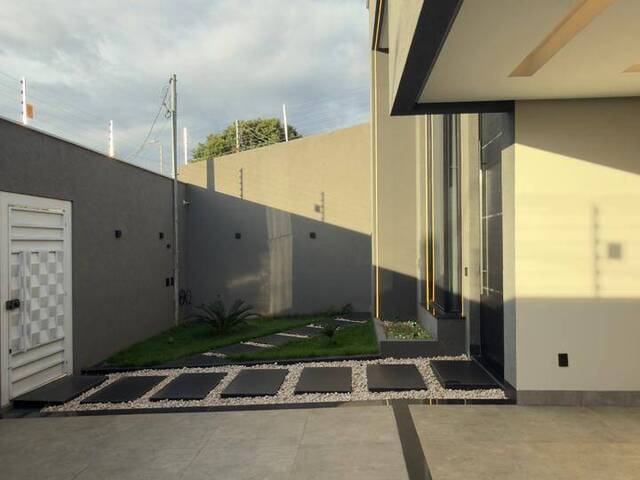 Casa para Venda em Goiânia - 2