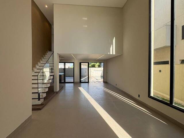 Casa para Venda em Goiânia - 4