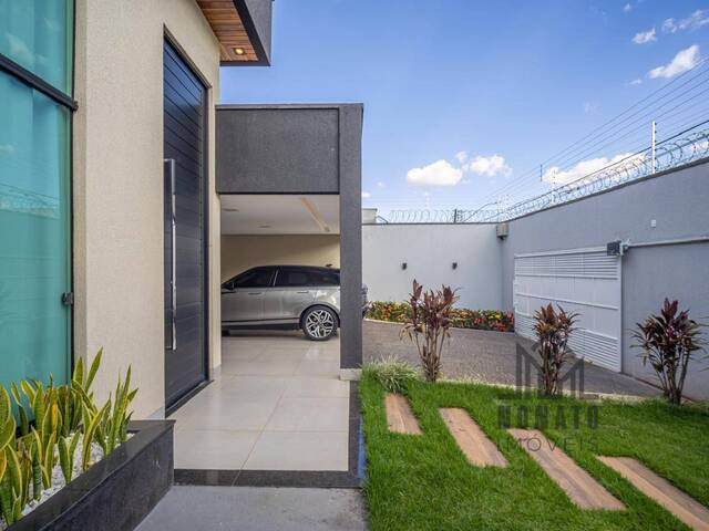 Casa para Venda em Goiânia - 3
