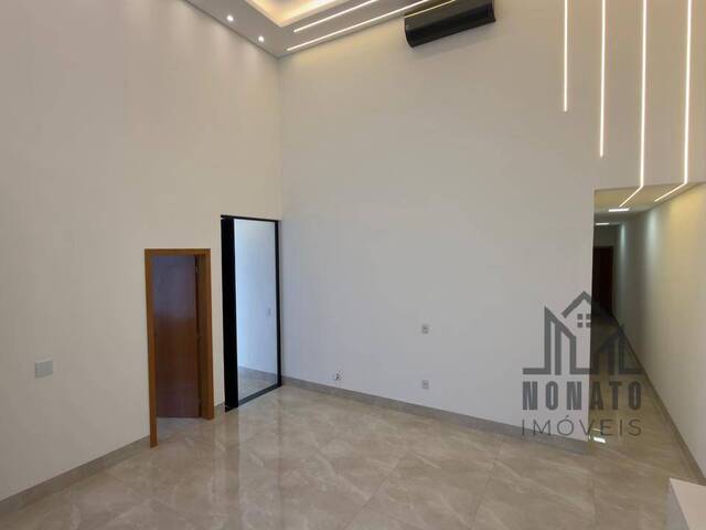 Casa para Venda em Goiânia - 5