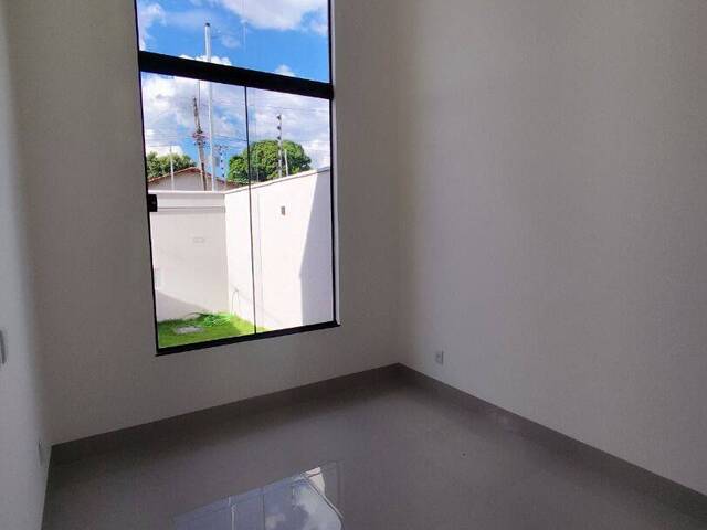 Casa para Venda em Goiânia - 5
