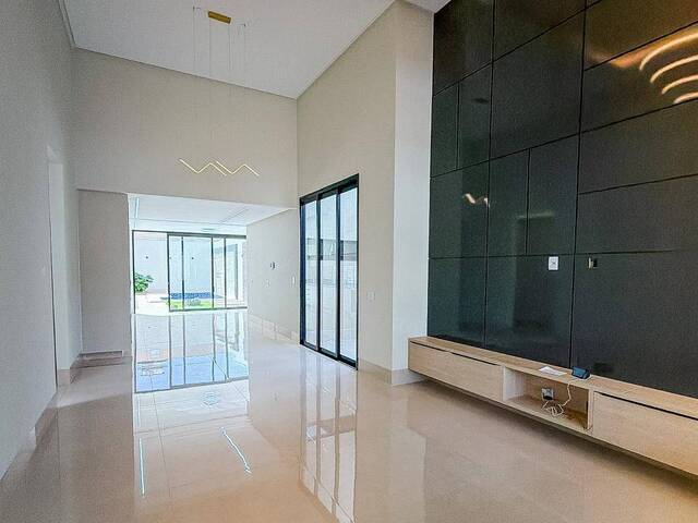 Casa para Venda em Goiânia - 3