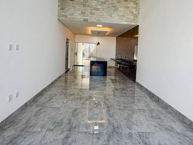 Casa para Venda em Goiânia - 5