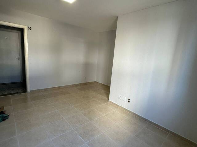 Apartamento para Venda em Goiânia - 4
