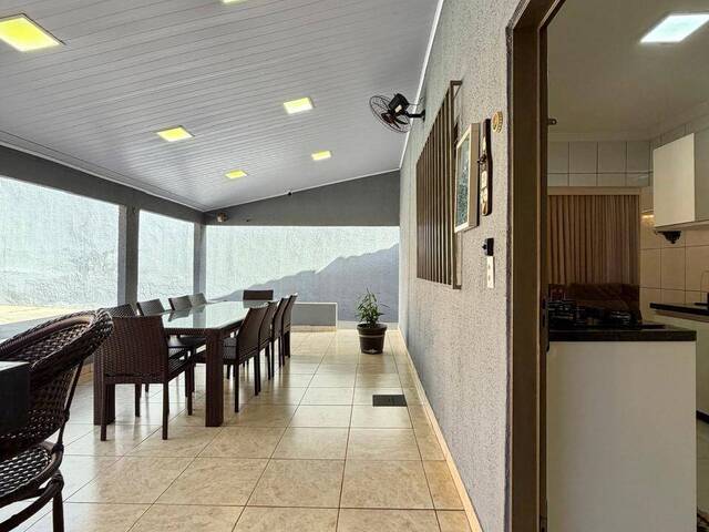 Casa para Venda em Goiânia - 5