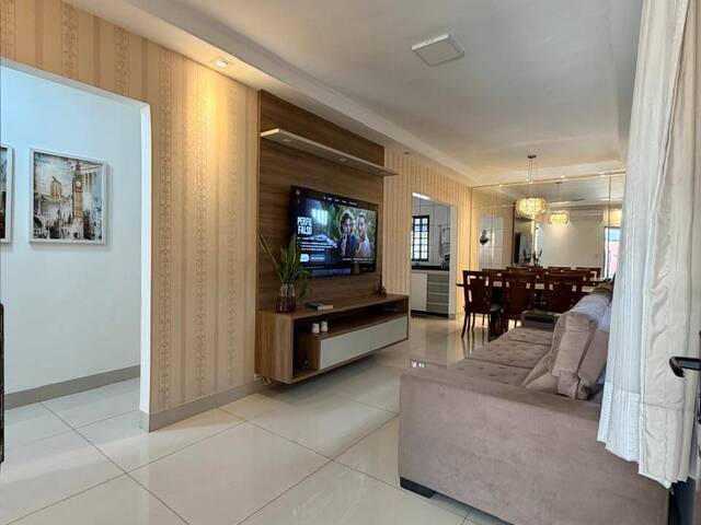 Casa para Venda em Goiânia - 3
