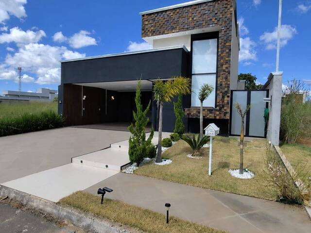Casa para Venda em Goianira - 2