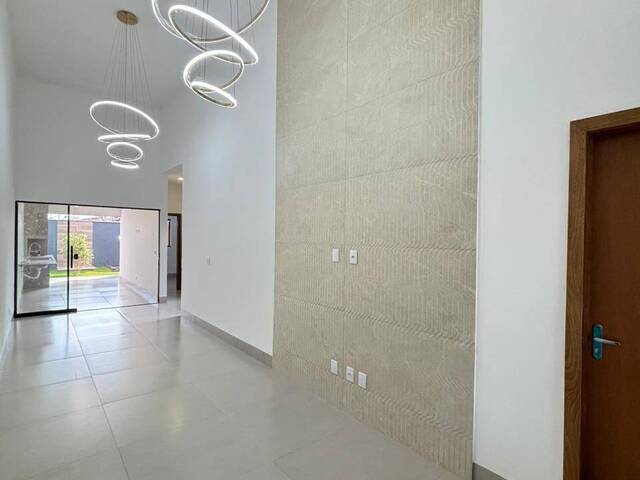 Casa para Venda em Aparecida de Goiânia - 5