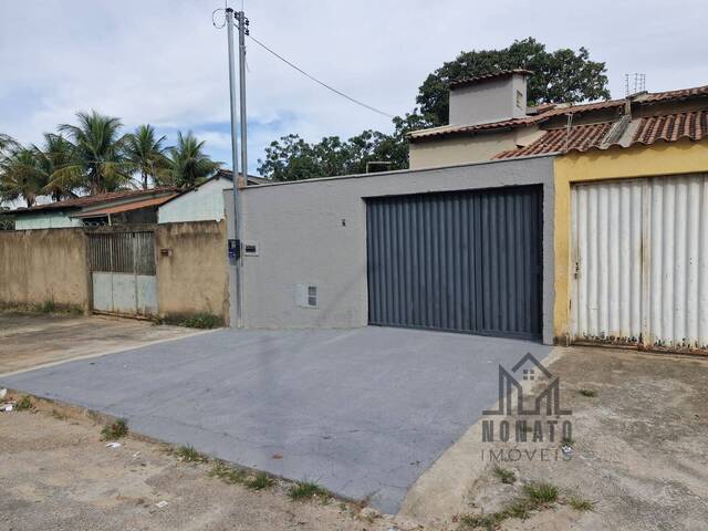 Casa para Venda em Aparecida de Goiânia - 2