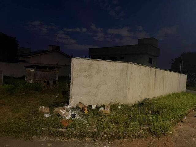 Terreno para Venda em Goiânia - 2