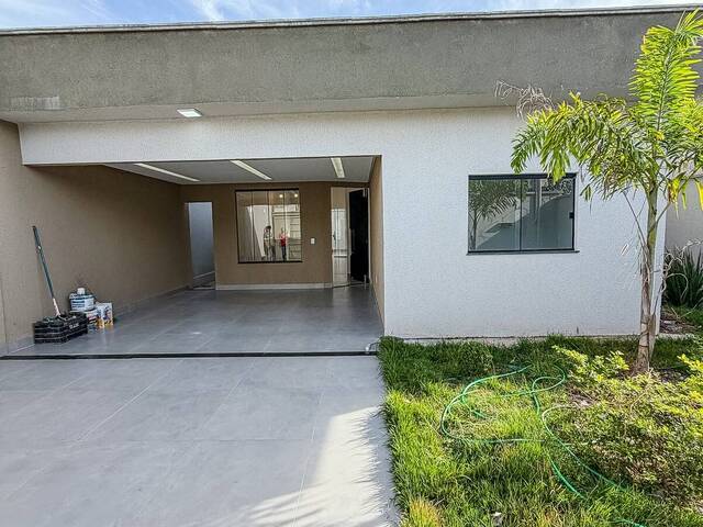 Venda em Residencial Solar Bougainville - Goiânia