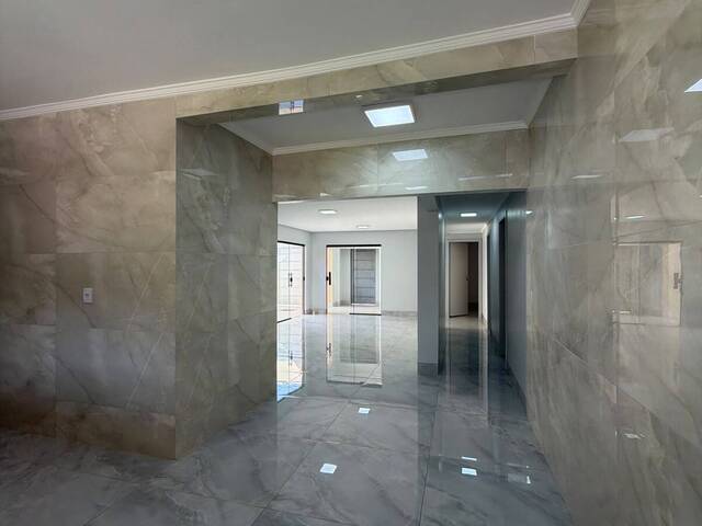 Casa para Venda em Goiânia - 5