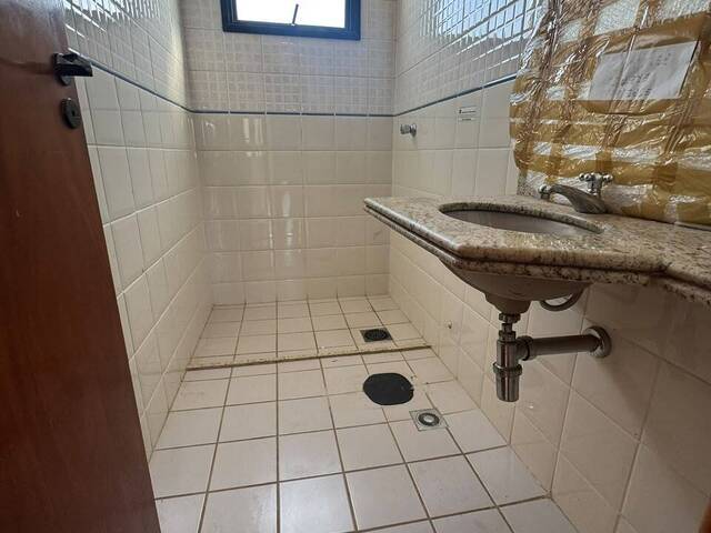 Apartamento para Venda em Goiânia - 4