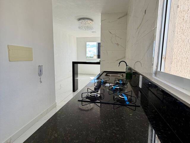 Apartamento para Venda em Goiânia - 4