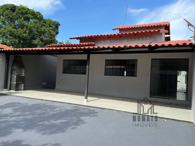 Casa para Venda em Aparecida de Goiânia - 2