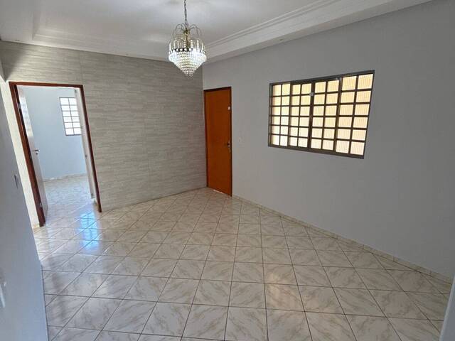 Casa para Venda em Goiânia - 4