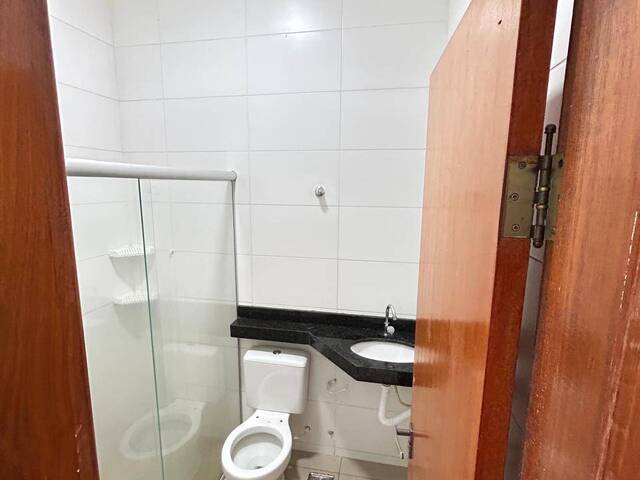 Casa para Venda em Goiânia - 5