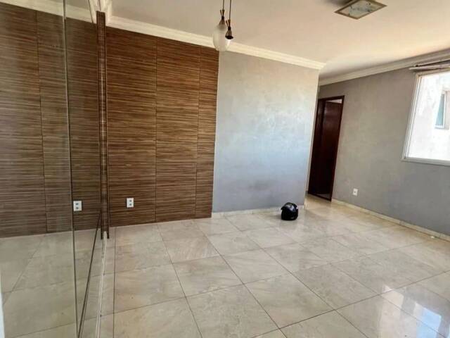 Apartamento para Venda em Goiânia - 2