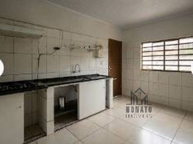 Casa para Venda em Goiânia - 3