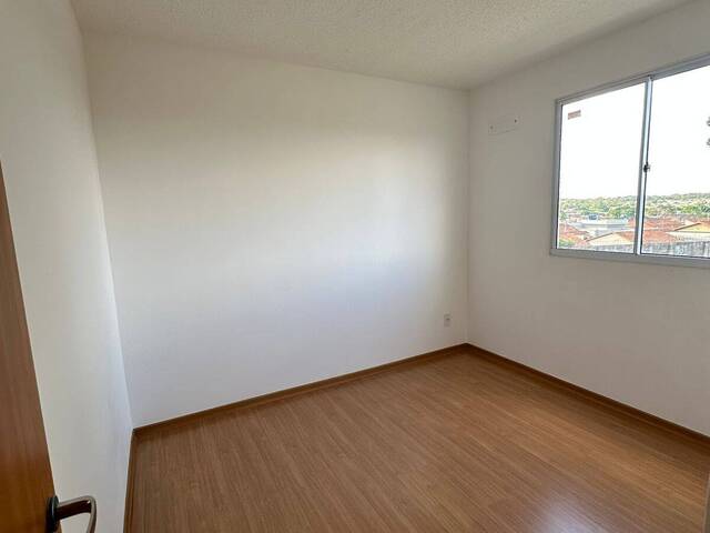 Apartamento para Venda em Goiânia - 4