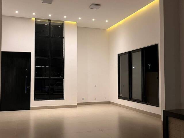 Casa para Venda em Goiânia - 5
