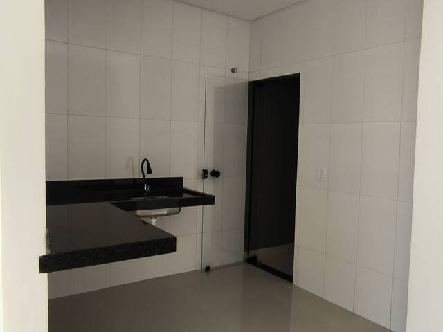 Casa para Venda em Goiânia - 5