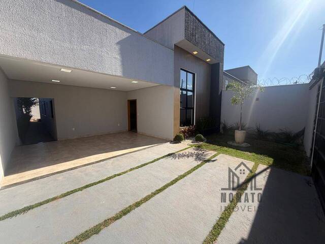 Casa para Venda em Aparecida de Goiânia - 2