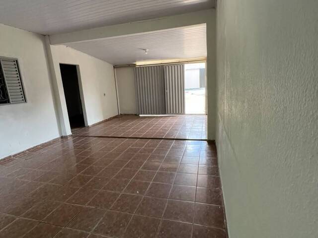 Casa para Venda em Goiânia - 3