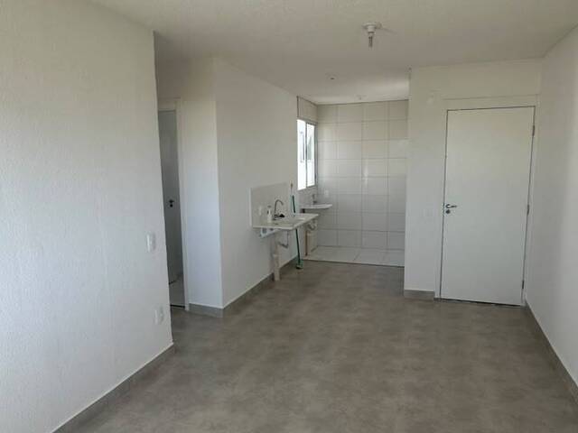 Apartamento para Venda em Goiânia - 3