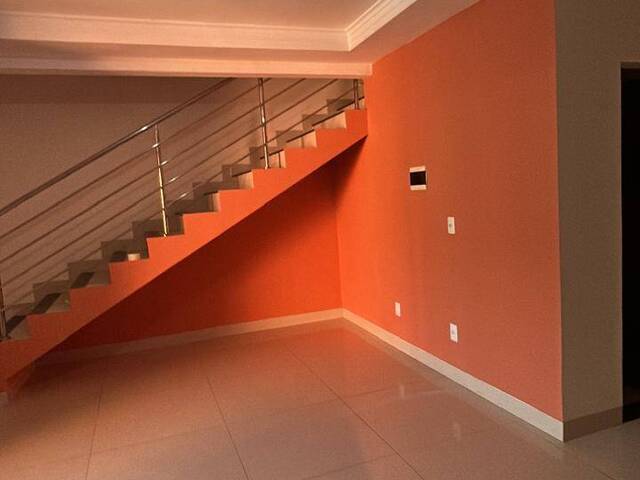 Casa para Venda em Goiânia - 5