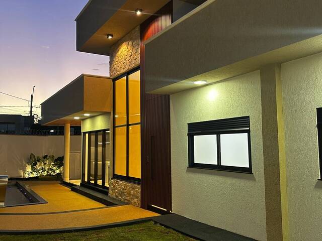 Casa para Venda em Goiânia - 4