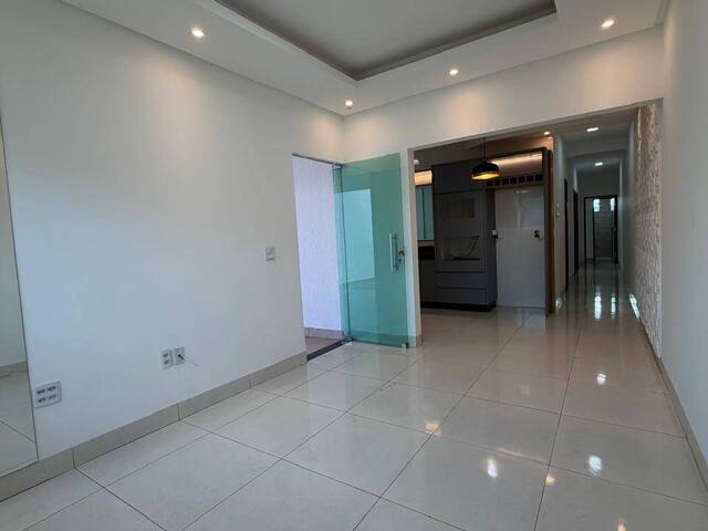 Casa para Venda em Aparecida de Goiânia - 5